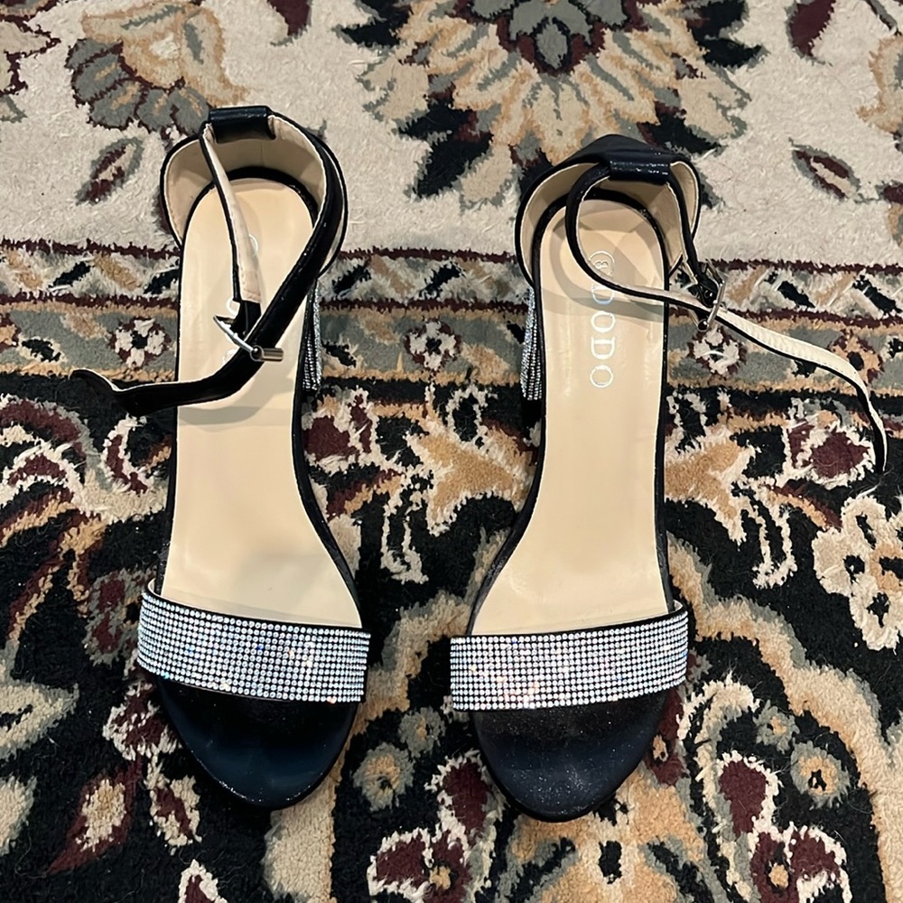 Women’s sparkly strappy platform heels